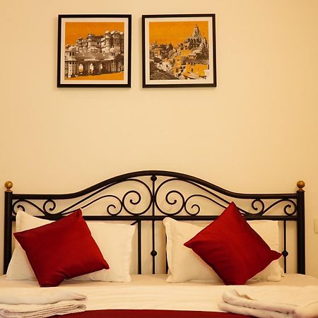 Rising Shemesh Home Stay 우다이푸르 외부 사진