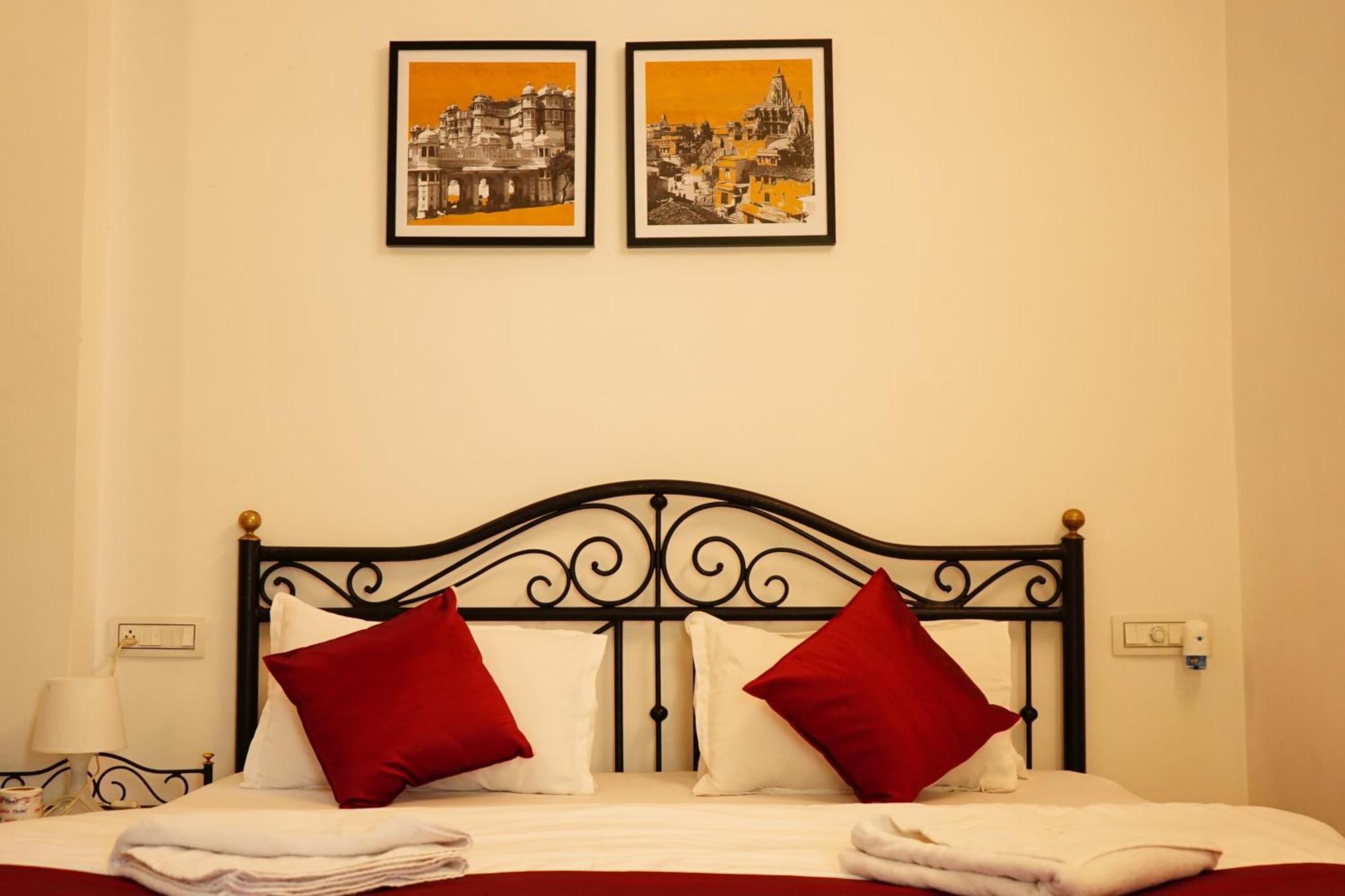 Rising Shemesh Home Stay 우다이푸르 외부 사진